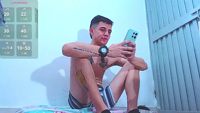 ADAM_HOT webcam