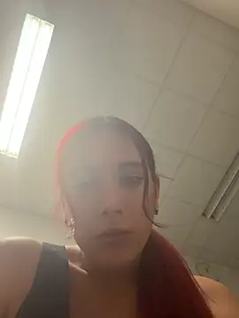 sexymelli18 webcam