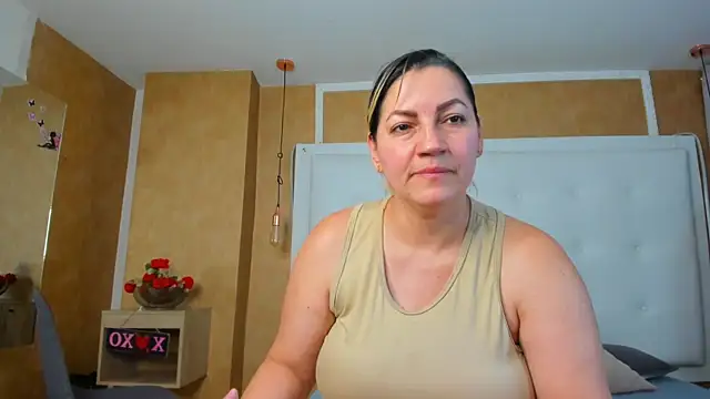 Heidy_milf webcam
