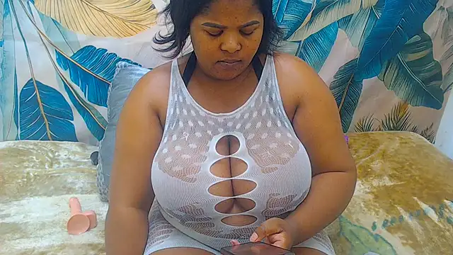 MegicalBoobs34 webcam