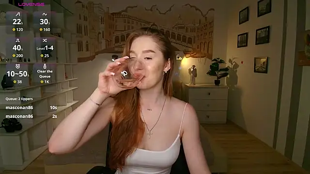 AlisaFoxis webcam