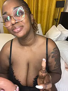 Honeylust26 webcam