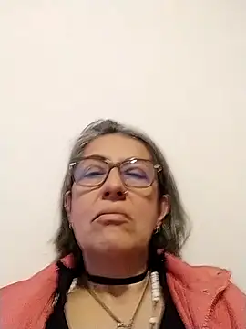 nocturnewhisper webcam