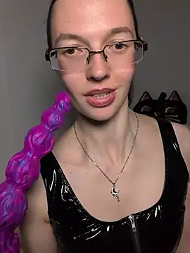 MrsCrazy18 webcam