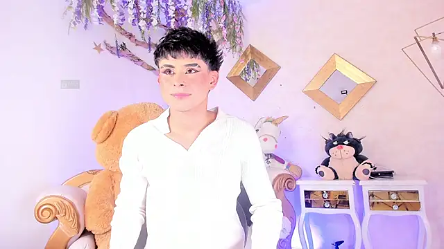 HungLatinoFemboy webcam