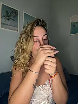 space_couple webcam