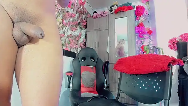 Thiara_veky_ webcam