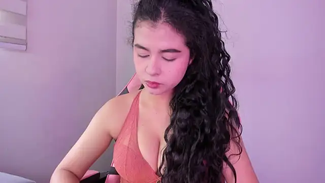 Arianna_Jannes webcam