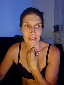 Lenchen_ live cam on StripChat