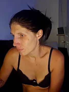 Lenchen_ live cam on StripChat