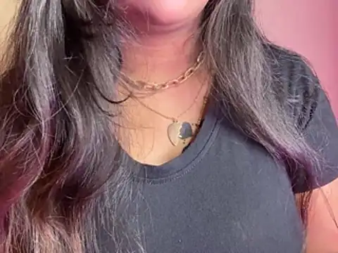 Its_cherry_magic live cam on StripChat