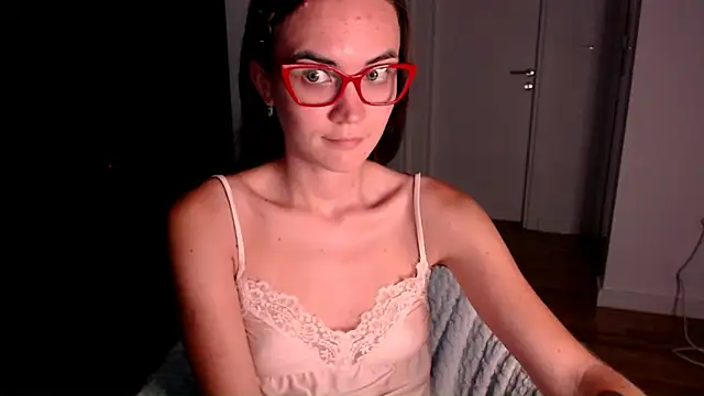 EvelynGG webcam
