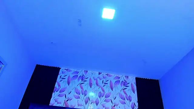 AmmyJones_ webcam