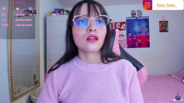 Lucyy-hess webcam
