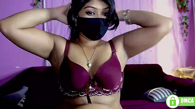 sexyhoney27 webcam