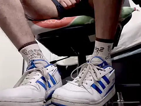 thomass1018 webcam