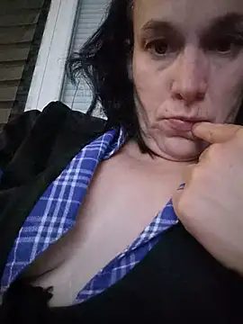 adelinegirly webcam