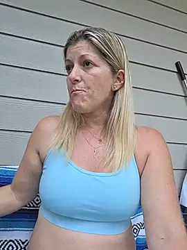 NikkiBlisss webcam