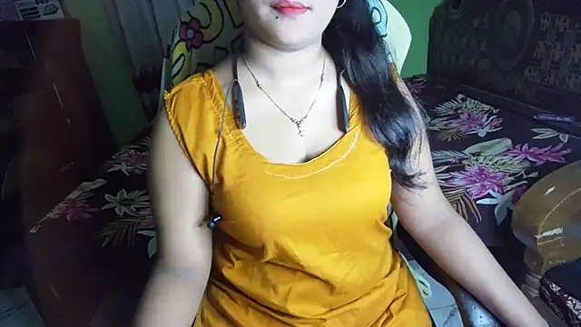 BengaliQueenStar live cam on StripChat