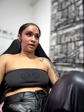 Isabella-Teen webcam