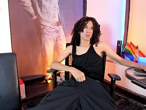 anddy_hugecock live cam on StripChat
