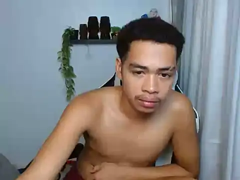 curlyasian_njxx webcam