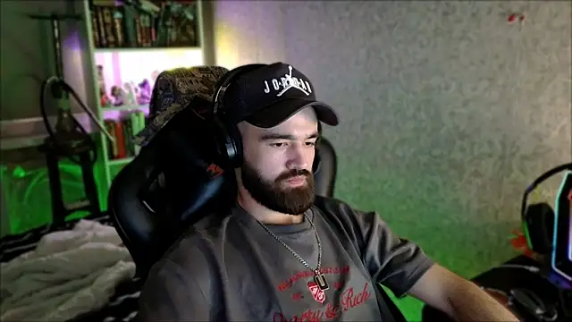 _Serious_Man webcam