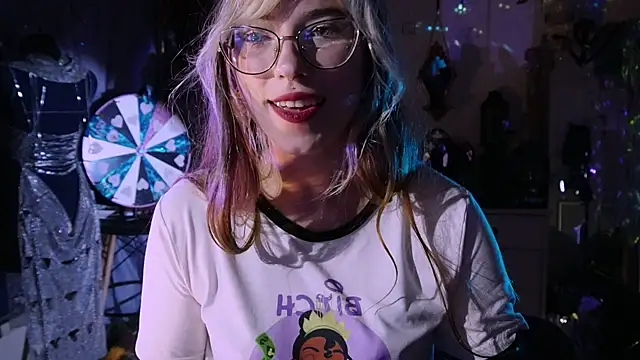 Scarlett_Wanner webcam