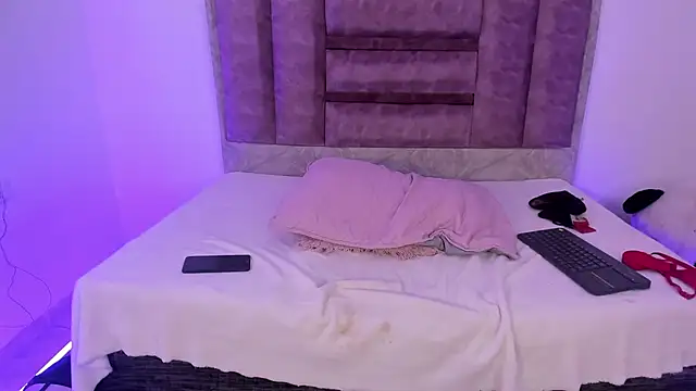 LunoxVelvet webcam