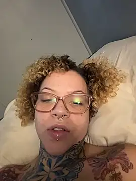 VenomAfterDark24 webcam