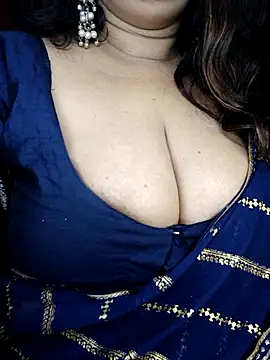 Aarna111 webcam