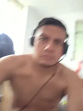 Cesarlatino96 webcam