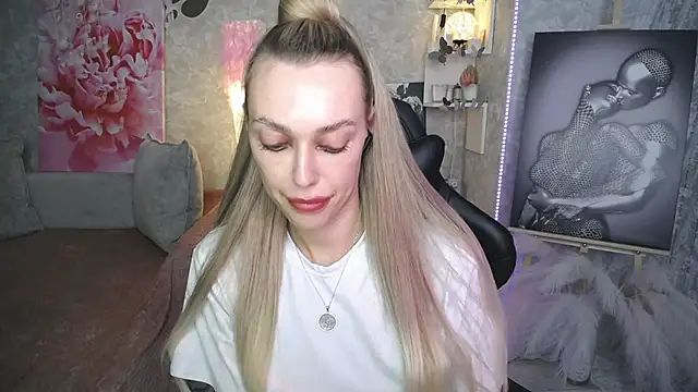 NickyAdamidi webcam
