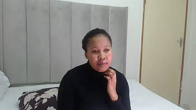 Bella_2025 webcam