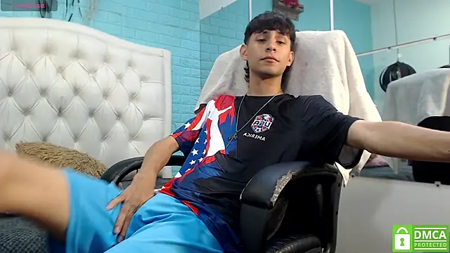 DraxBlade09 live cam on StripChat