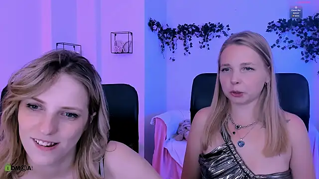 olivia_kit live cam on StripChat
