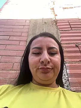 Abril_Luv webcam