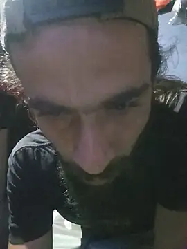 hairy_mannn webcam