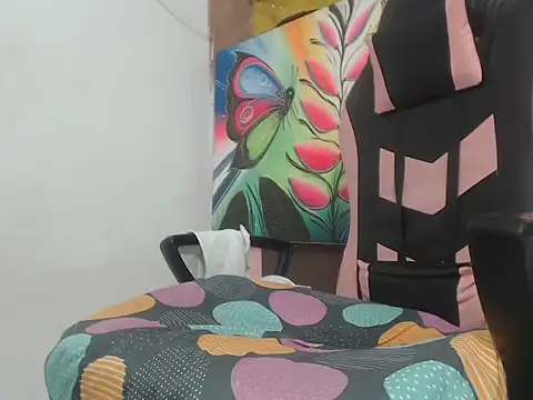 Estebanbigcock23 webcam