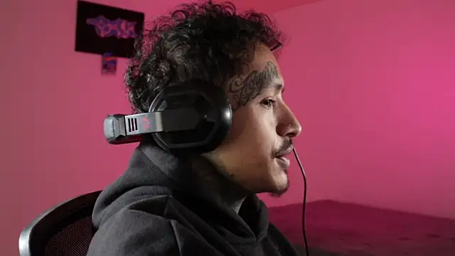 trieone webcam