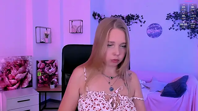 olivia_kit - Olivia_kit's free webcam - UK Sex Cams