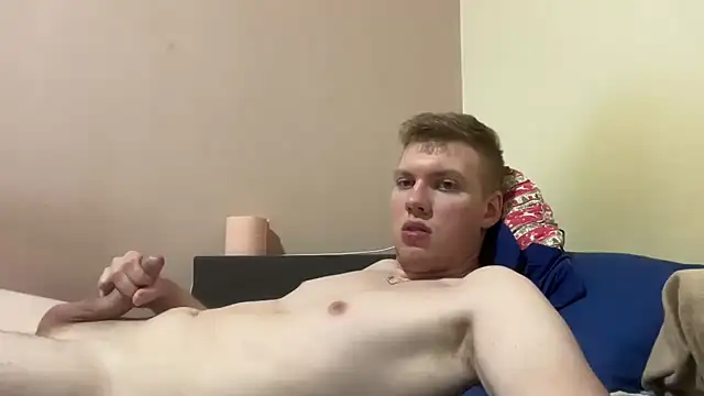 sexybooii6968 (M young) - help me to cum and taste that:)
