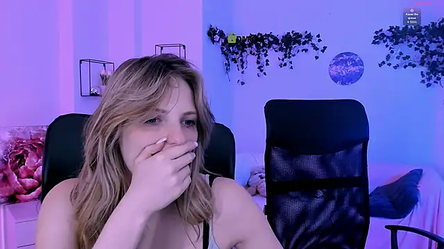 olivia_kit webcam