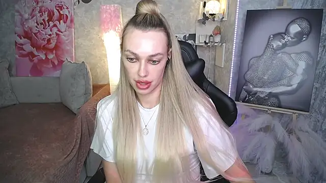 NickyAdamidi webcam