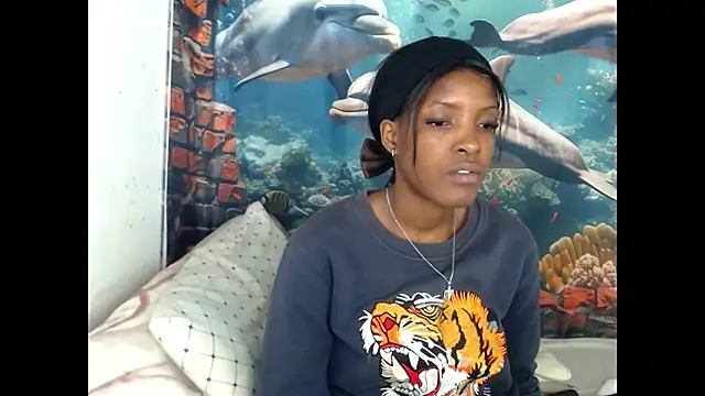 AfricanBarbiee69 webcam
