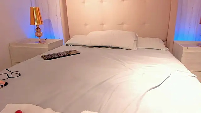 kaylarossi (F young) - TORSO RIDE