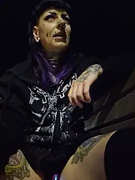 Purple_Coffin666 webcam