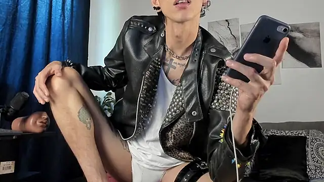 cenobitehunt live cam on StripChat