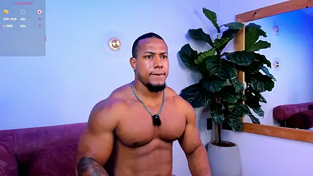 Travis_lenox_ webcam