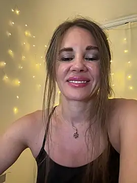 LucieMack webcam